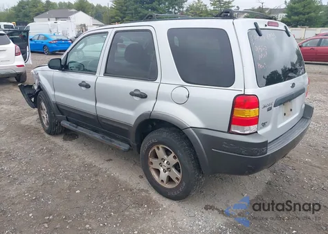 2004 Ford Escape Xlt from USA, damaged, VIN 1FMCU93154KB37497